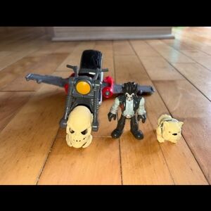 Fisher Price Imaginext DC Super Friends Motorcycle, Lobo & Dawg Figures